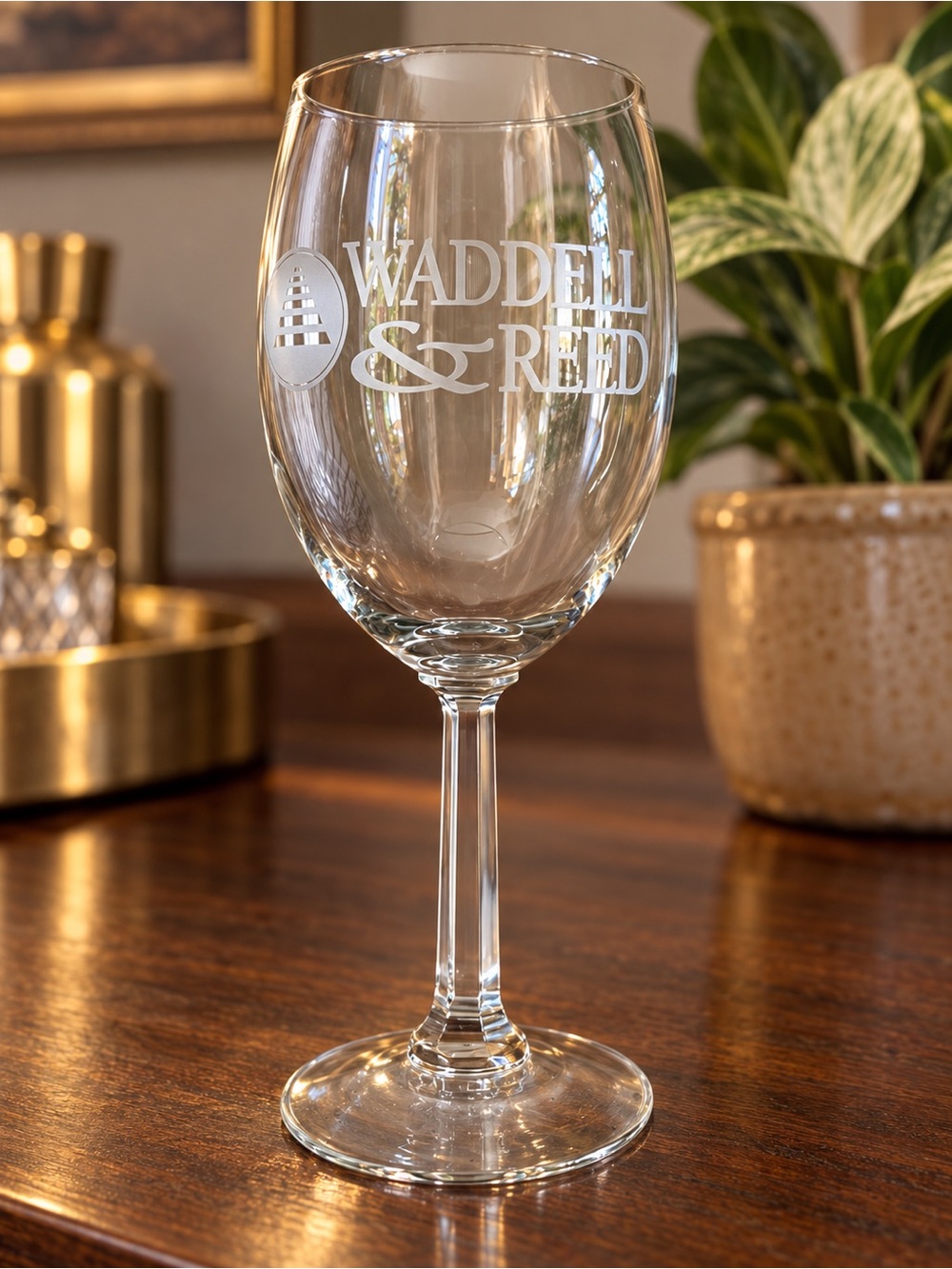 Waddell & Reed Etched Logo Wine Glass Clear Stemware 7.25”